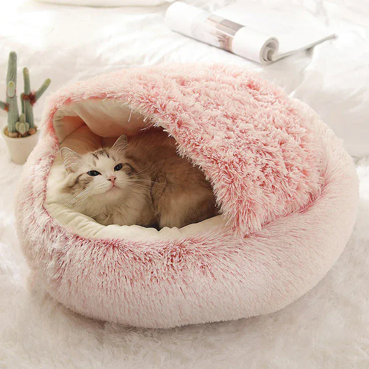 Lit chauffant ultra-doux pour chat ou petit chien, offrant un confort douillet optimal pour les animaux frileux.