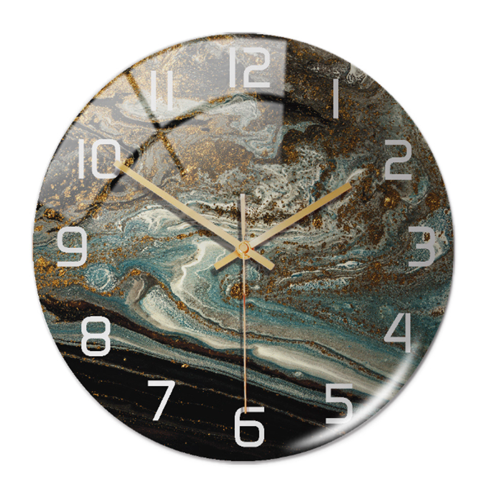 Horloge murale élégante Ø30 cm, silencieuse, effet marbre pour un intérieur raffiné.