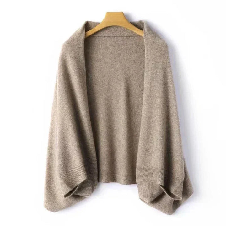 Écharpe élégante femme en beige, bleu ou rouge, idéale pour l'automne et l'hiver, chic.