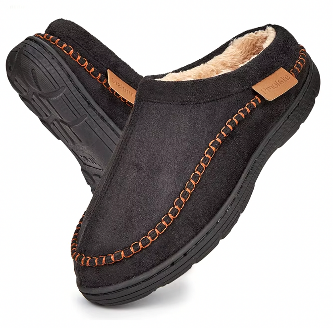 Chaussons mules pour homme, style décontracté. Confortables, antidérapants pour sécurité à la maison.