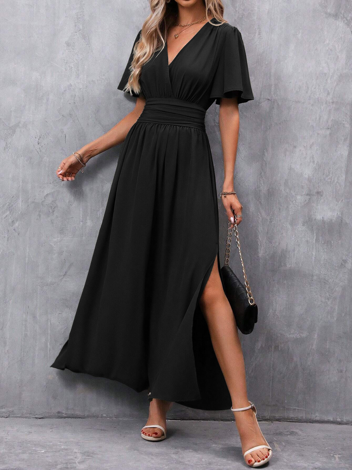 Robe longue habillée fluide pour femme, avec ceinture intégrée, idéale pour soirée élégante, gala et occasions spéciales.