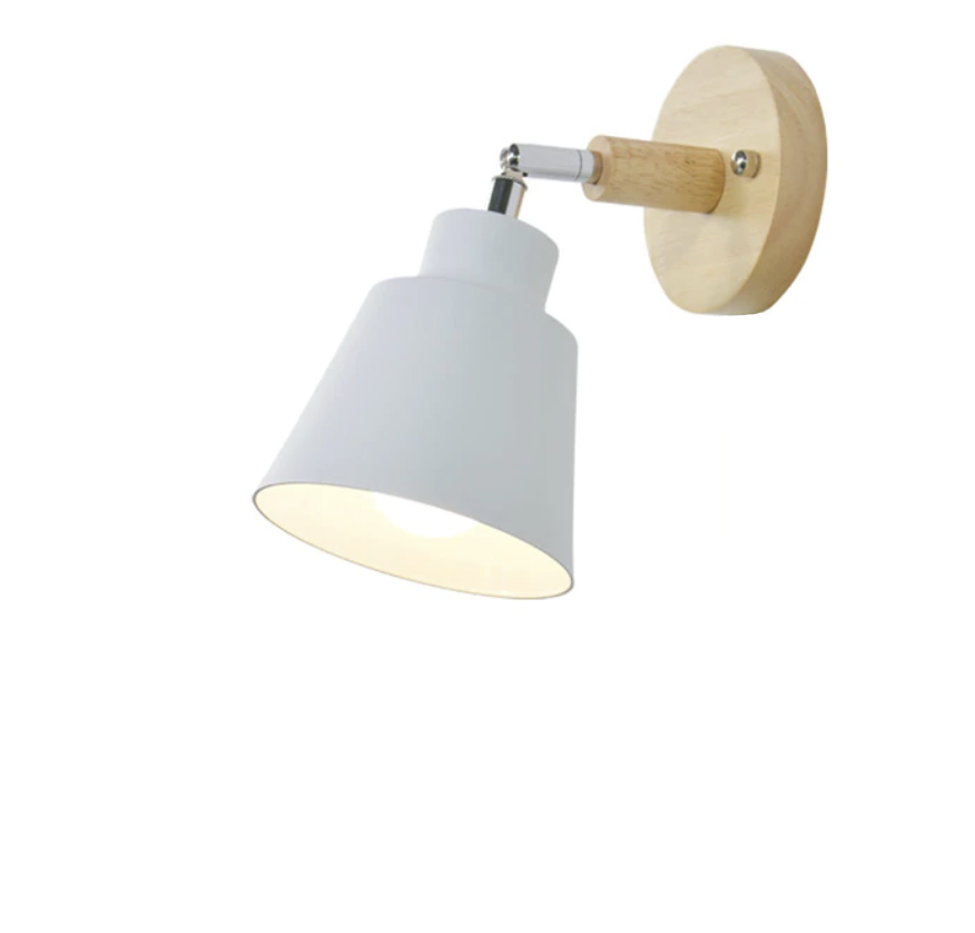 Lampe murale articulée et réglable pour un éclairage fonctionnel et directionnel, idéale pour la lecture au lit.