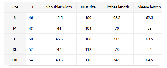 Pull homme rayé, vue de dos, élégant et confortable. Top moderne, essentiel pour votre garde-robe masculine.