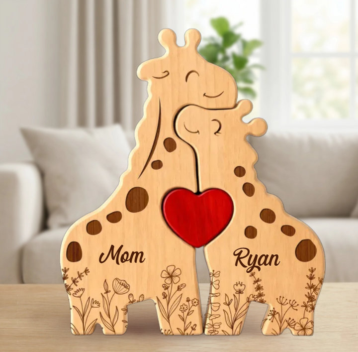 Gros plan sur les détails de la sculpture girafe familiale en bois, art fin et précis.