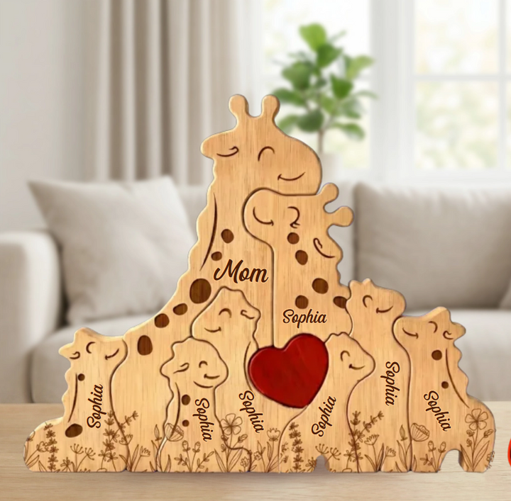 Ambiance cosy avec cette sculpture girafe familiale en bois clair, décoration harmonieuse.