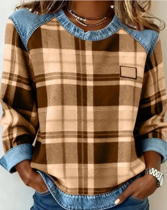 Sweatshirt femme chic, patchwork floral embossé, col rond. Haut polyvalent et confortable.