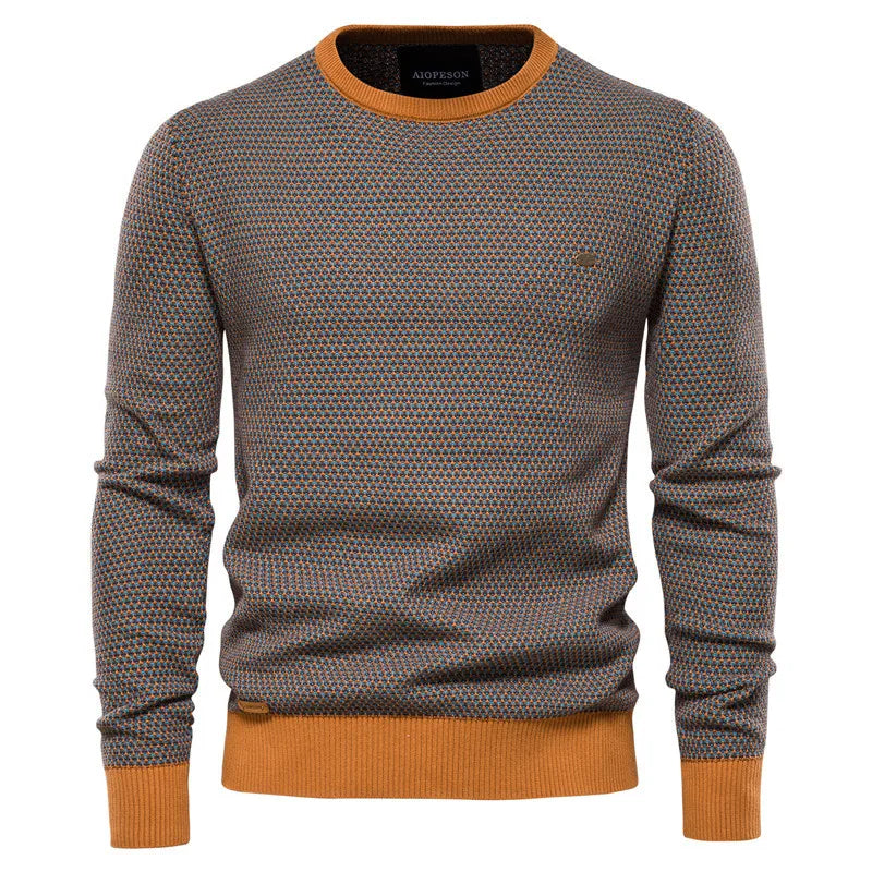 Pull homme slim fit bicolore noir et vert, col rond. Vêtement élégant et moderne pour mode masculine.