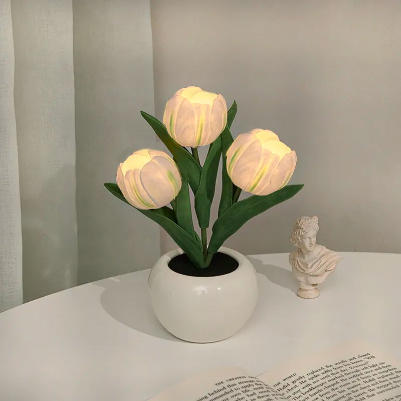 Lampe de table LED tulipe sans fil, éclairage d'ambiance moderne pour chevet ou salon.