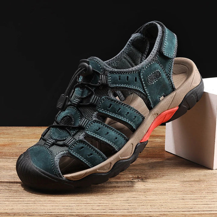 Sandales pour hommes : alliance de confort, style décontracté et robustesse pour le plein air.