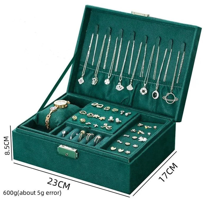 Grande boîte à bijoux en velours vert, style vintage avec serrure, parfaite pour organiser et sécuriser.
