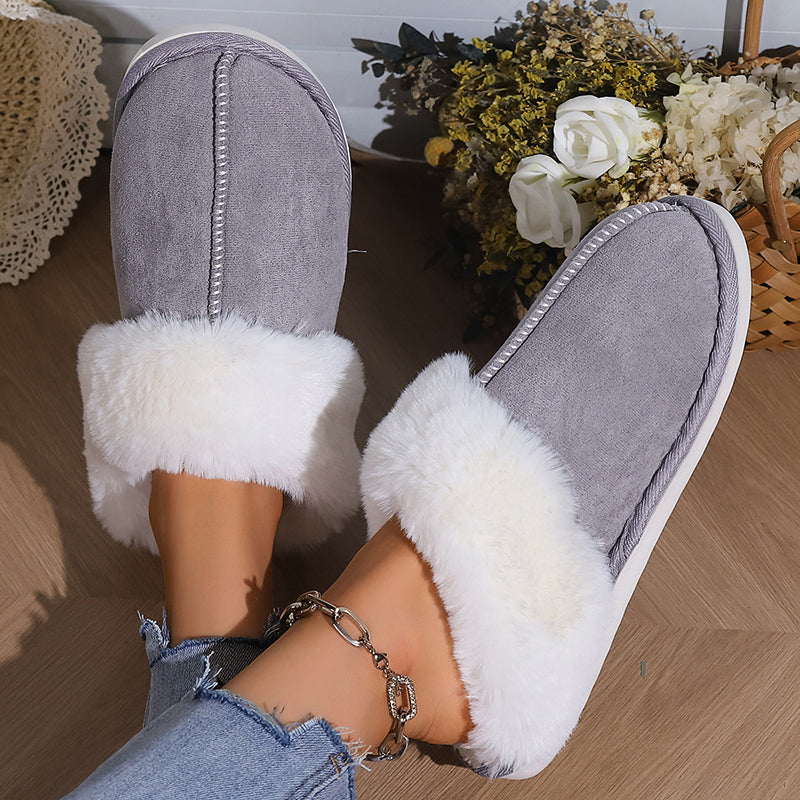 Chaussons élégants pour femmes, alliant confort douillet et style pour les journées d'hiver à l'intérieur.