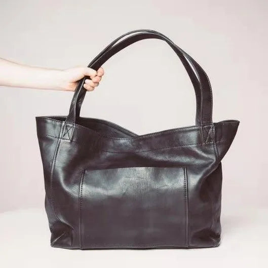 Sac travail Elegancia chic et spacieux pour femme, style vintage sophistiqué.