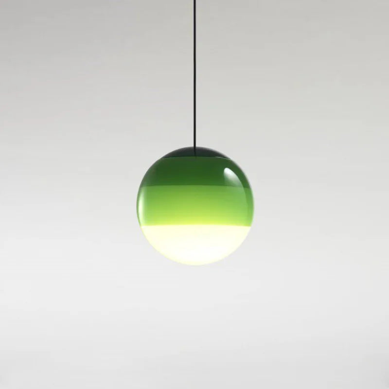 Décoration lumineuse: lampe suspendue LED verre dégradé style NordicLuxe pour un intérieur chic.