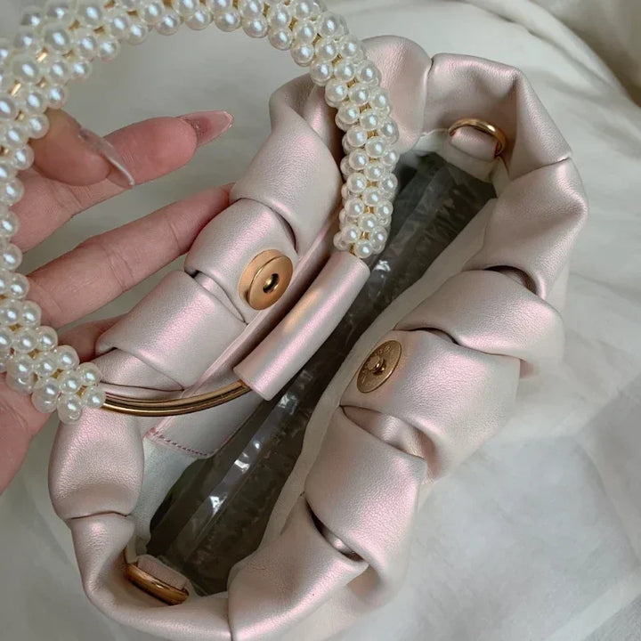 Sac de cérémonie raffiné et scintillant, pochette femme glamour pour un style unique.