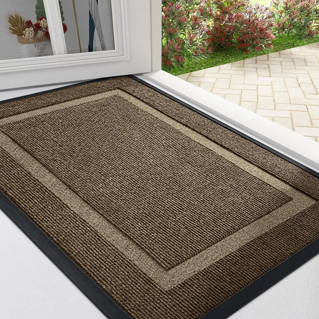 Tapis de sol en caoutchouc, antidérapant, toutes portes. Robuste, facile à rincer, résiste à l'usure.