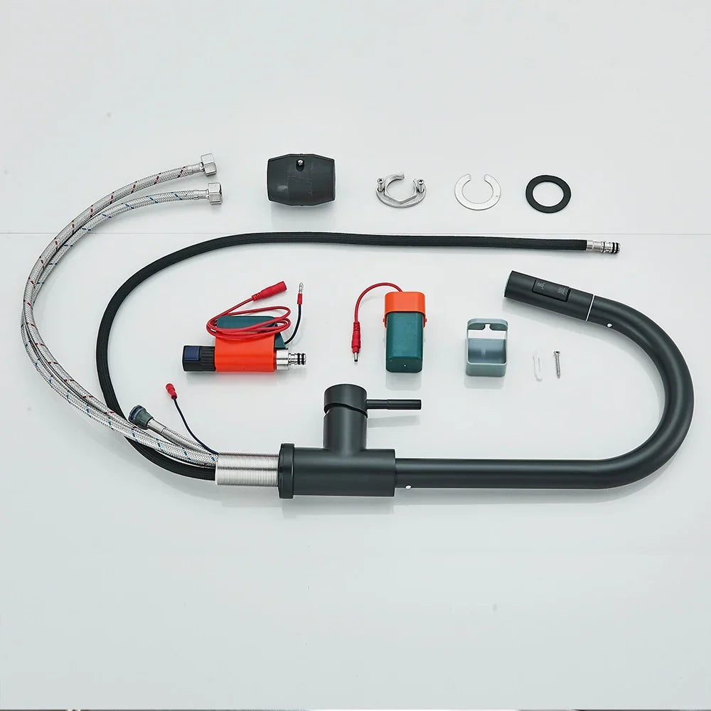 Robinet de cuisine intelligent extensible, disponible en or, nickel, noir, avec commande tactile.