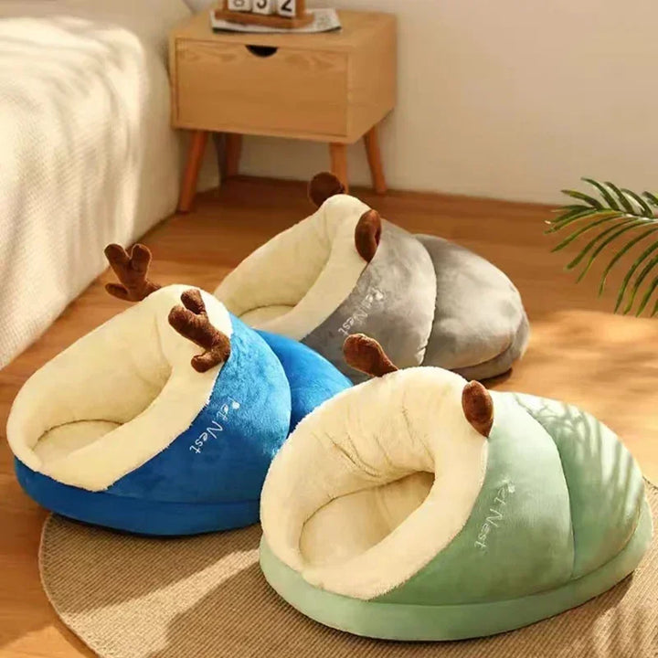 Lit pliable PawPrestige pour chien, parfait pour le voyage. Couchage animal chaud et lavable pour hiver douillet.