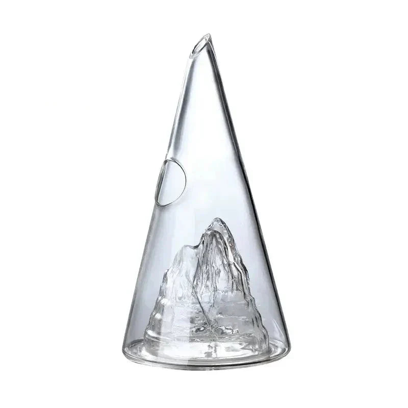 Carafe à vin pyramide pour libérer les arômes, décanteur aérateur rapide pour un plaisir décuplé.