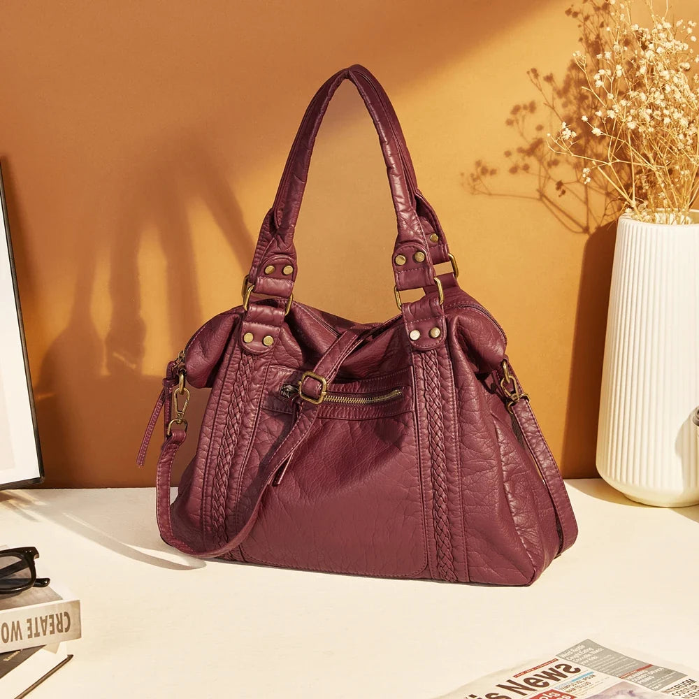 Élégant sac de cours vintage femme, grand format hobo pour une organisation optimale et stylée.