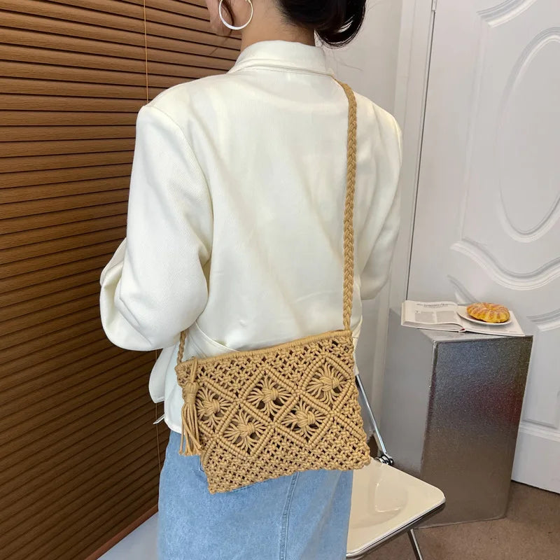 Petit sac bandoulière bohème Calcata en coton pour femme, léger, élégant, parfait pour l'été et le voyage.