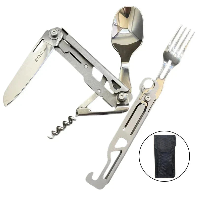 Ensemble de couverts de randonnée en acier inoxydable, un indispensable pour vos repas en voyage.
