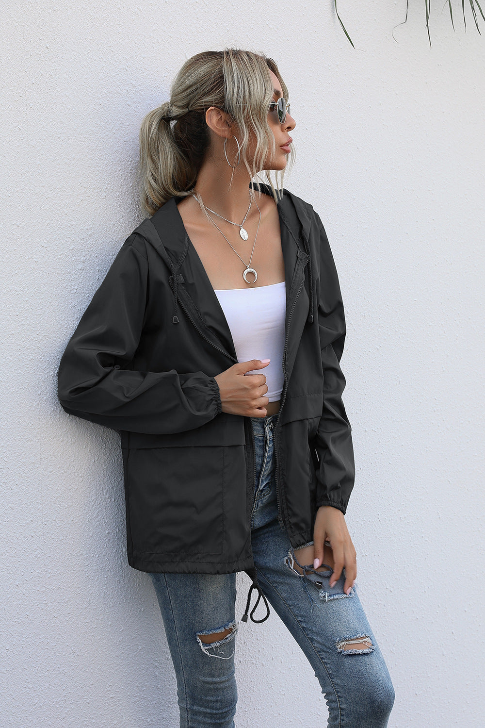 Veste imperméable femme, polyvalente pour l'extérieur, sport, randonnée, automne, printemps. Légère et élégante.