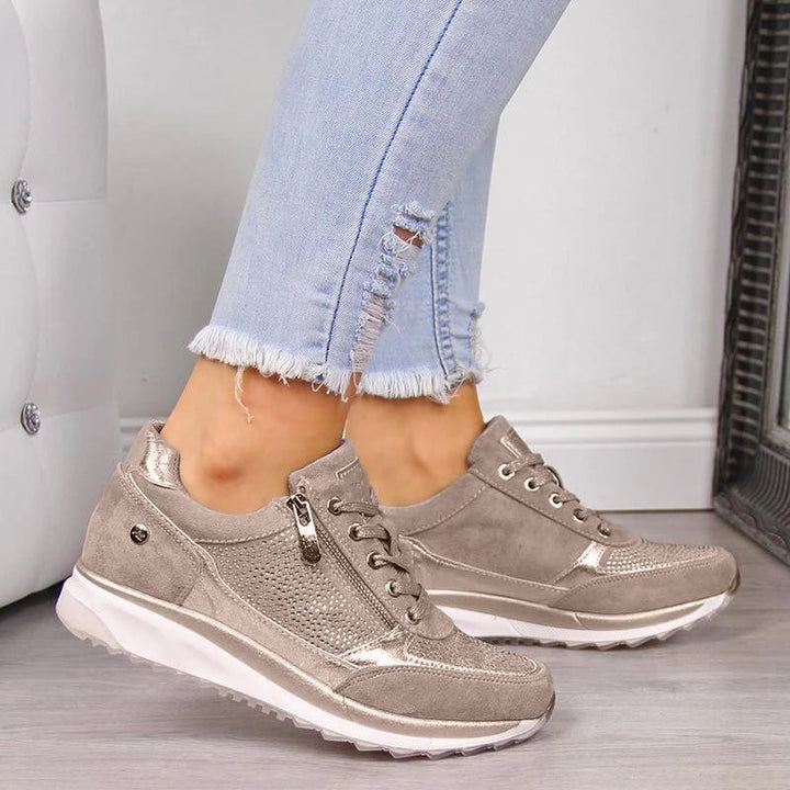 Baskets femme mode offrant un soutien optimal et un confort supérieur, parfaites pour le style décontracté.