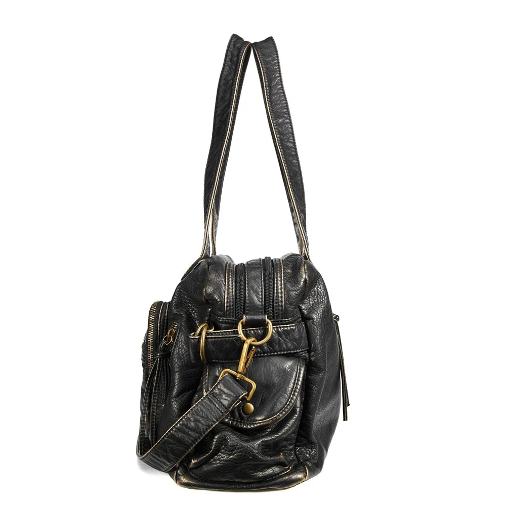 Sac à main femme noir pour cours, porté épaule ou bandoulière. Design élégant et organisé.