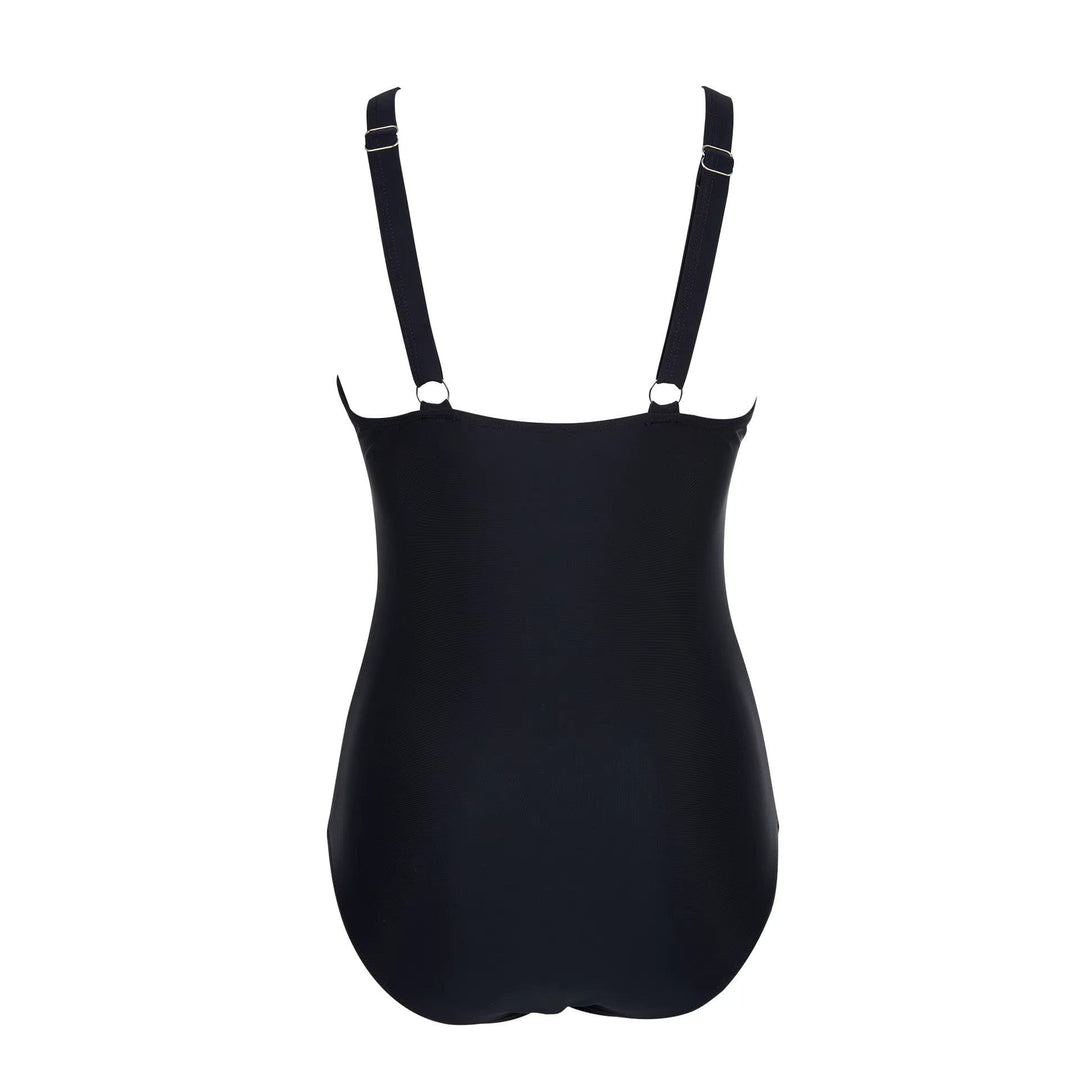 Maillot de bain femme Sophie, essentiel pour l'été. Design confortable et chic pour toutes vos sorties baignade.