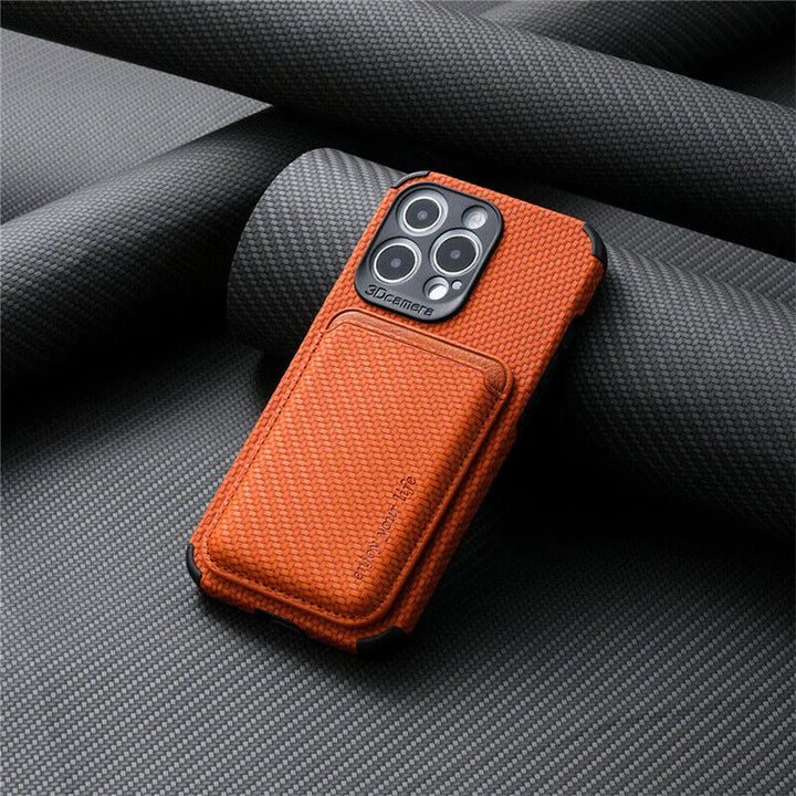 Coque design iPhone MagSafe avec fonction portefeuille, allie style et sécurité pour votre smartphone.