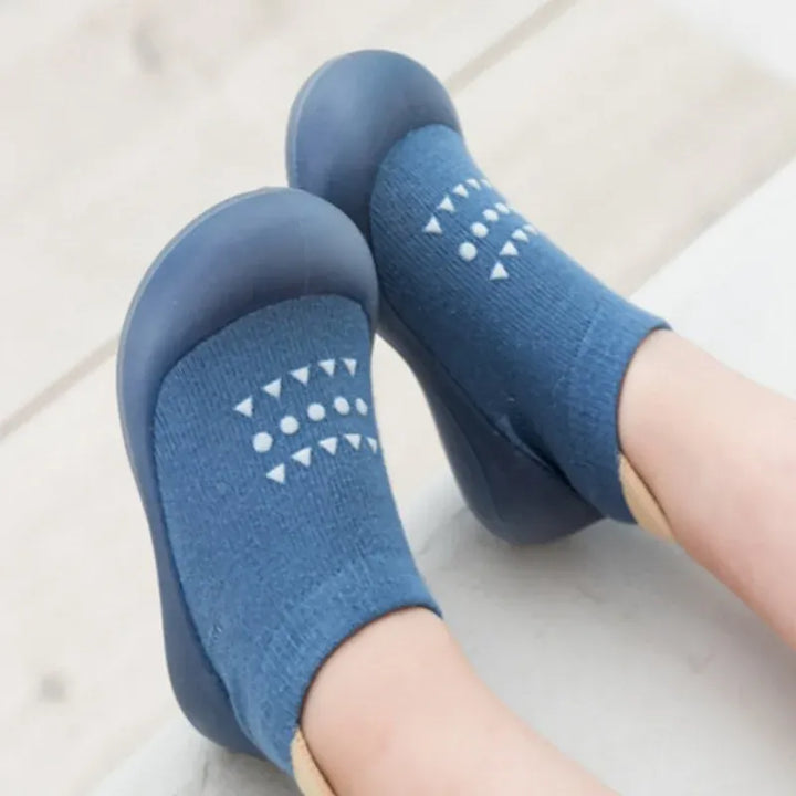 Chaussettes chaussures bébé unisexe, antidérapantes, respirantes. Souples pour premiers pas et marche.