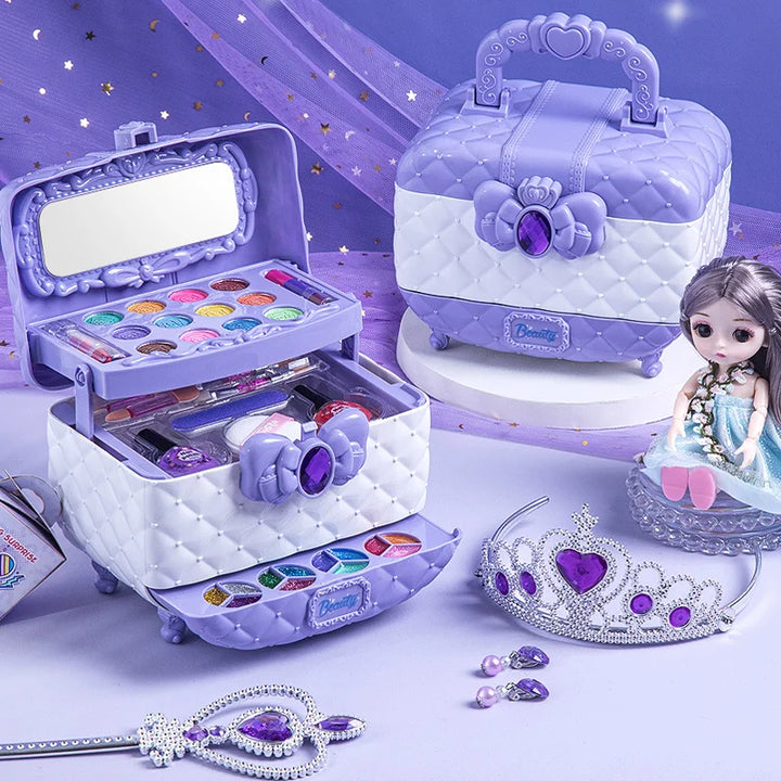 Kit maquillage fille avec brillant à lèvres, fard à paupières, blush et vernis à ongles non toxique pour enfants.