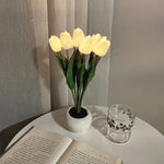 Tulipe blanche à 6 têtes