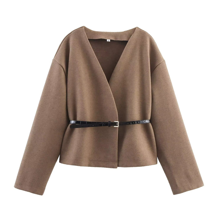 Blazer court femme marron, veste chic à col V et ceinture pour tenue élégante mi-saison. Mode femme.