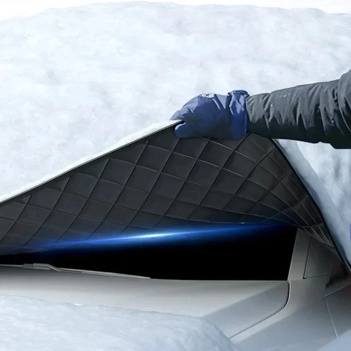 Housse pare-brise magnétique installée sur un véhicule, protection anti-givre et anti-UV visible et efficace.