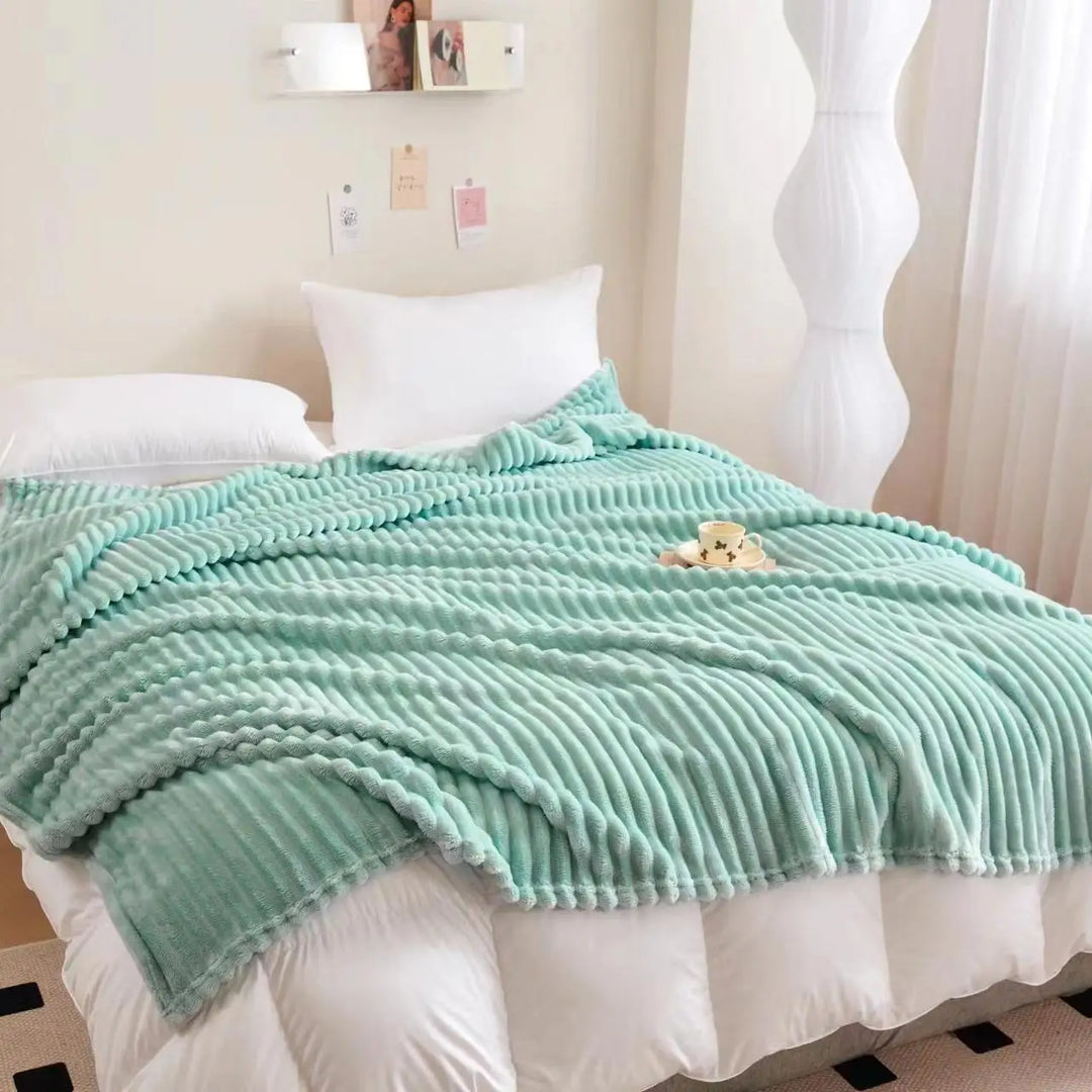 Plaid hiver LuxeCocoon polyester, idéal pour le salon et la décoration intérieure.