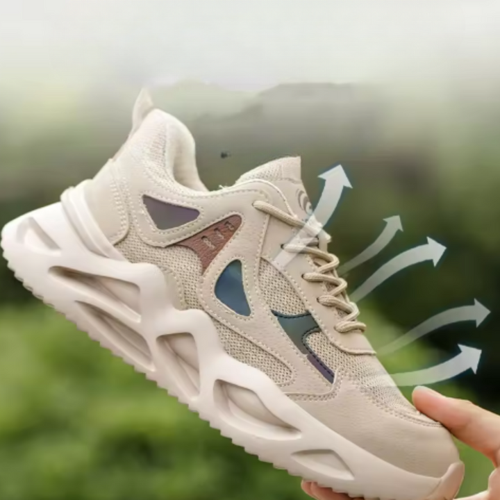 Chaussure de sécurité robuste avec embout acier renforcé et semelle antidérapante, offrant protection et confort au travail.