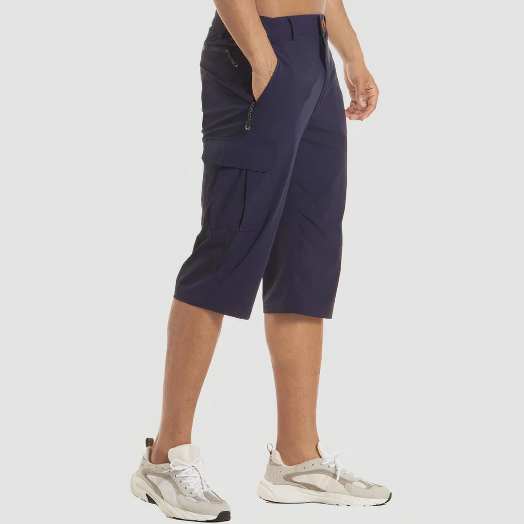 Short cargo polyvalent à séchage rapide, confortable pour la mode masculine estivale.