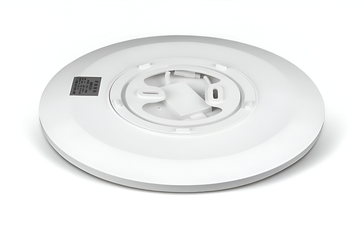 Plafonnier LED blanc, rond, ultra fin, met en valeur votre décoration intérieure.