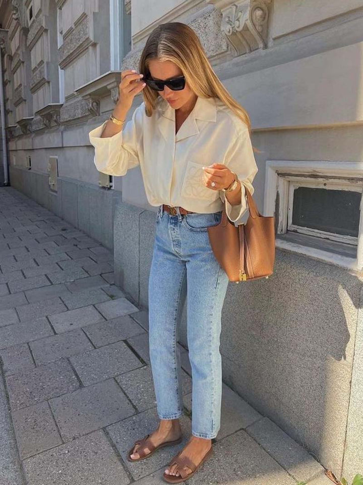 Sac fourre-tout dames en cuir, design moderne et élégant. Un accessoire chic pour femme active.