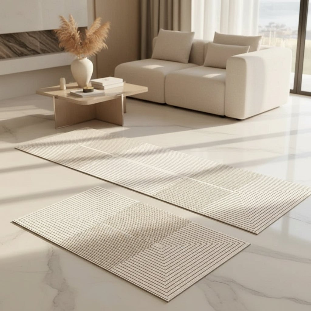 Tapis de cuisine anti-fatigue noir, rembourré et antidérapant, offrant confort ergonomique pour longue durée debout.