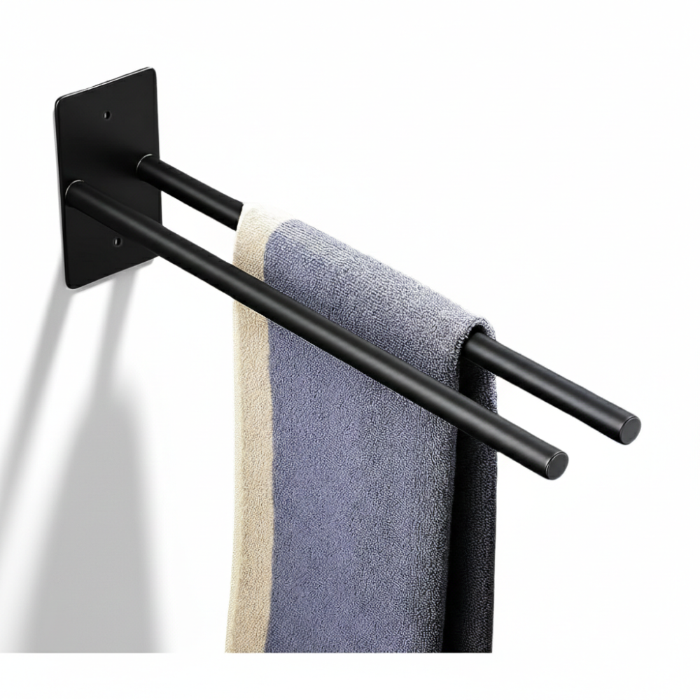 Porte-serviettes simple en acier inoxydable brossé, accessoire de bain minimaliste.