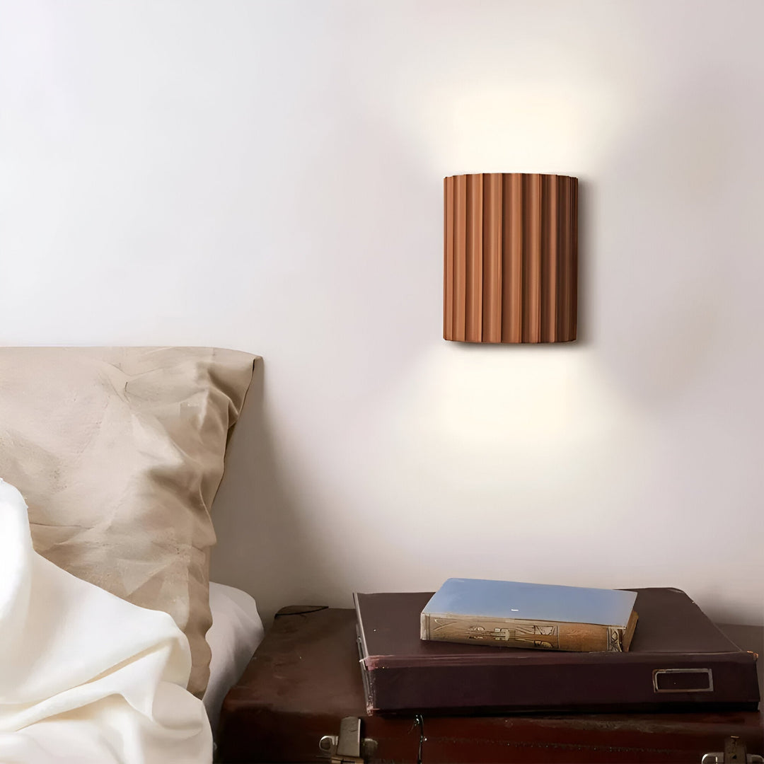 Applique LED design moderne pour la maison, éclairage intérieur élégant et économe en énergie, installation facile.