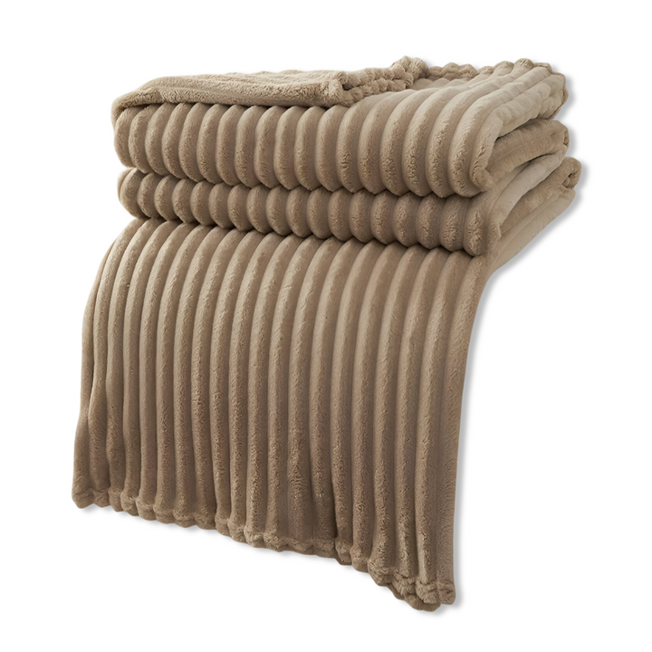 Couverture polaire StripyLux, rayée, douce au toucher, un essentiel maison.