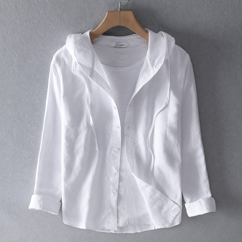 Blouse femme à capuche, matière respirante offrant confort et style décontracté. Idéale pour la mode estivale.