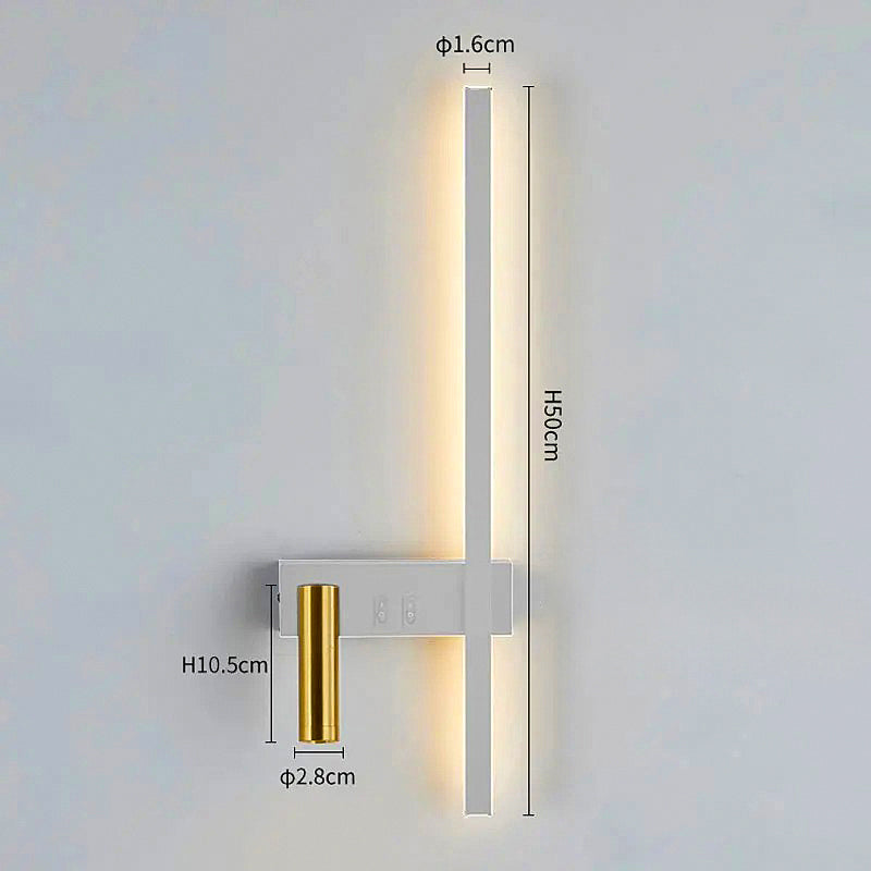 Applique LED design contemporain, aluminium brossé, réflecteur ajustable, éclairage intérieur polyvalent.