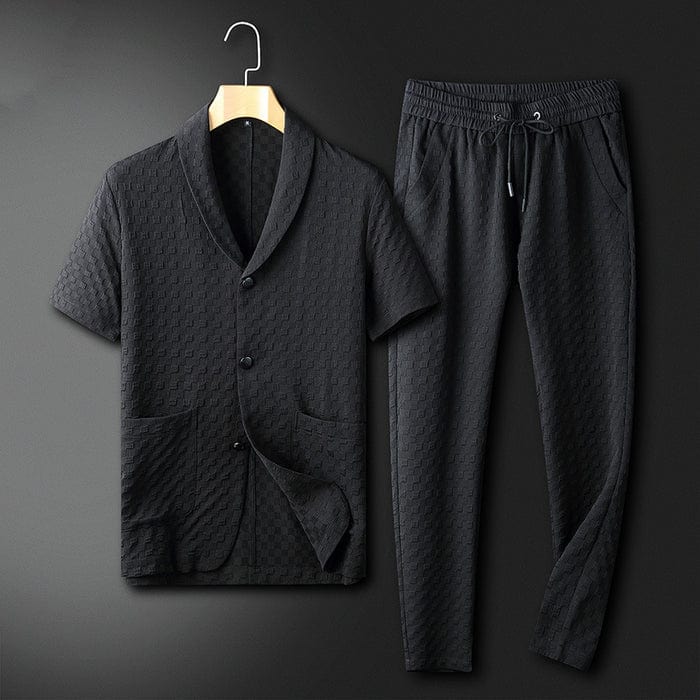 Ensemble chemise-short homme élégant pour l'été. Parfait pour un look décontracté-chic en vacances ou au brunch.
