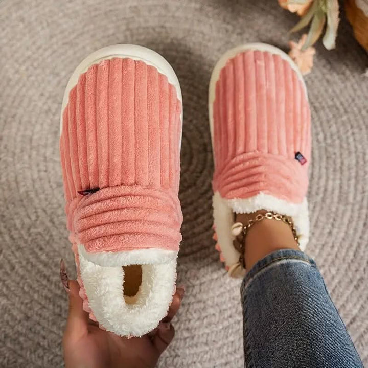 Mocassins chauds et confortables pour femme, pour une ambiance cosy à la maison.