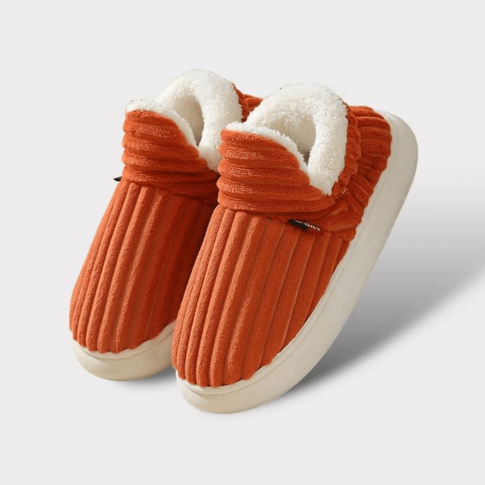 Chaussons femme, modèle mocassin, chauds et confortables pour les journées froides.