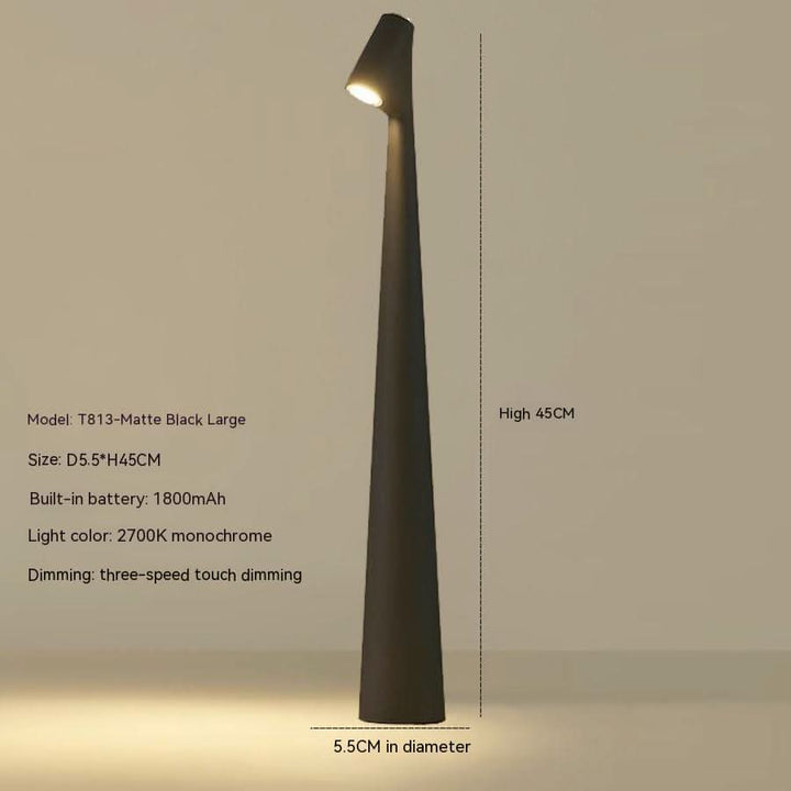 Lampe Lumora: éclairage LED de table, sans fil, dimmable, design élégant, portable pour une atmosphère chaleureuse.